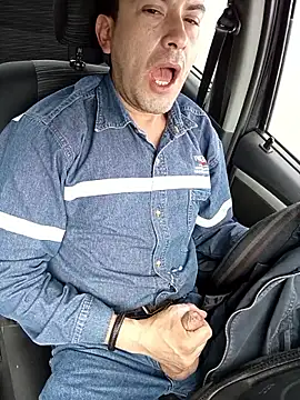 Snapshot of Blackaxes chatting on September 17, 2025, 5:48 pm Blackaxes online show from September 17, 2025, 5:48 pm