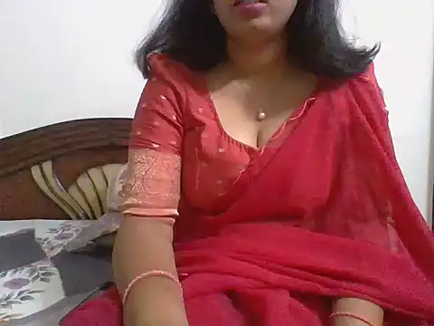 anu-anu2002 online show from October 26, 2025, 8:37 am