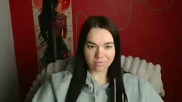 Lola Saymyname online show from April 19, 2026, 5:19 am