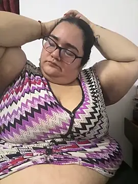 Snapshot of Mariana_cooper_07 chatting on December 4, 2025, 6:29 pm Mariana cooper 07 online show from December 4, 2025, 6:29 pm