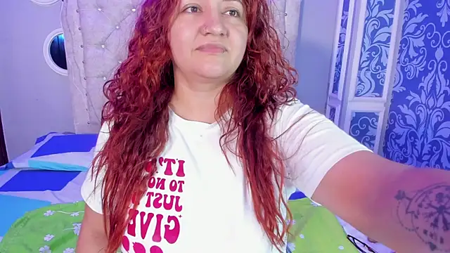 Snapshot of mishell_lovely chatting on November 14, 2025, 12:42 pm mishell lovely online show from November 14, 2025, 12:42 pm