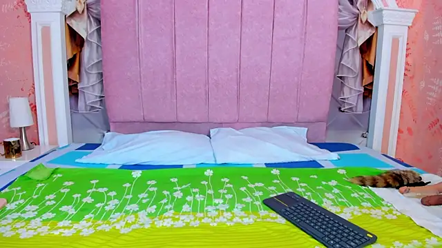 Snapshot of mishell_lovely chatting on November 9, 2025, 3:43 am mishell lovely online show from November 9, 2025, 3:43 am