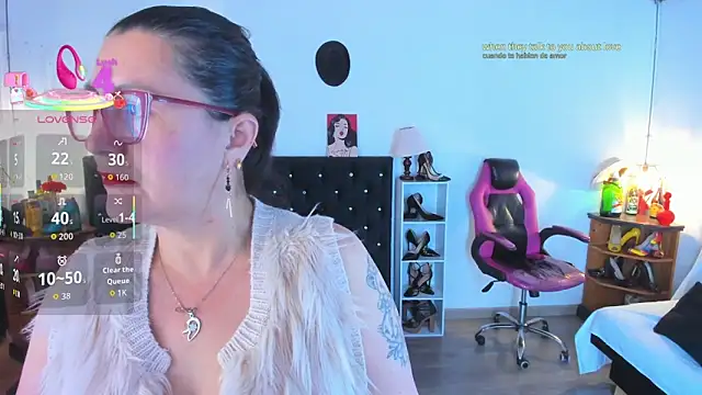 Snapshot of D_Martii chatting on November 20, 2025, 1:12 pm D Martii online show from November 20, 2025, 1:12 pm