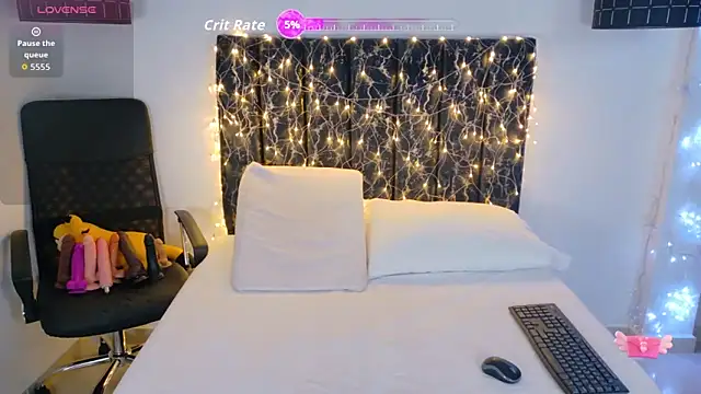 evvaa moon69 online show from November 27, 2025, 12:27 pm