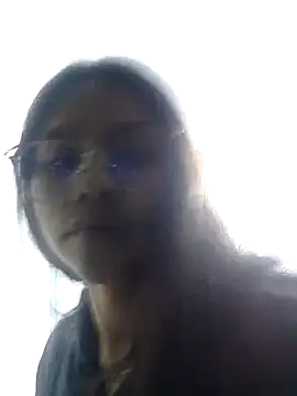 Snapshot of SofieLove_01 chatting on November 2, 2025, 7:13 am SofieLove 01 online show from November 2, 2025, 7:13 am