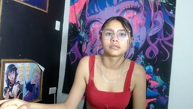 Snapshot of SofieLove_01 chatting on September 29, 2025, 9:05 am SofieLove 01 online show from September 29, 2025, 9:05 am