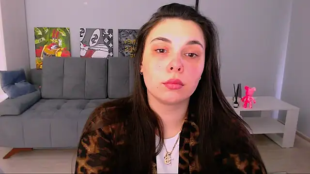 queenofthesense  online show from March 4, 2026, 8:22 am