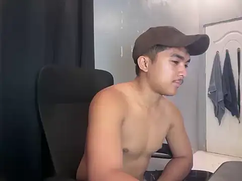 Snapshot of pinoyAdrianneXXX chatting on July 23, 2026, 12:46 pm pinoyAdrianneXXX online show from July 23, 2026, 12:46 pm