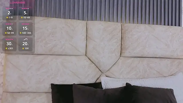 leilapons online show from April 18, 2026, 7:18 pm