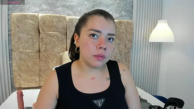 Snapshot of leilapons chatting on October 24, 2025, 7:24 pm leilapons online show from October 24, 2025, 7:24 pm