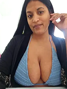 Snapshot of Busty_AriaX chatting on December 15, 2025, 11:27 am Busty AriaX online show from December 15, 2025, 11:27 am