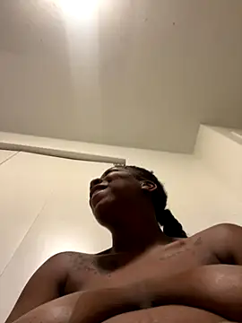 cumformedada online show from October 25, 2025, 8:24 am