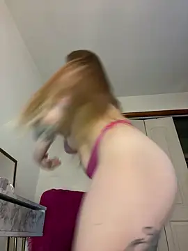 Snapshot of peachykatt chatting on September 20, 2025, 2:00 pm peachykatt online show from September 20, 2025, 2:00 pm