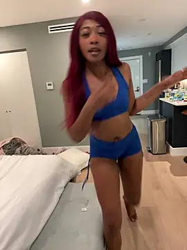Mercedeszzz online show from June 17, 2026, 8:36 am