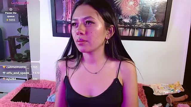 Snapshot of hellenngp chatting on November 25, 2025, 7:47 pm hellenngp online show from November 25, 2025, 7:47 pm