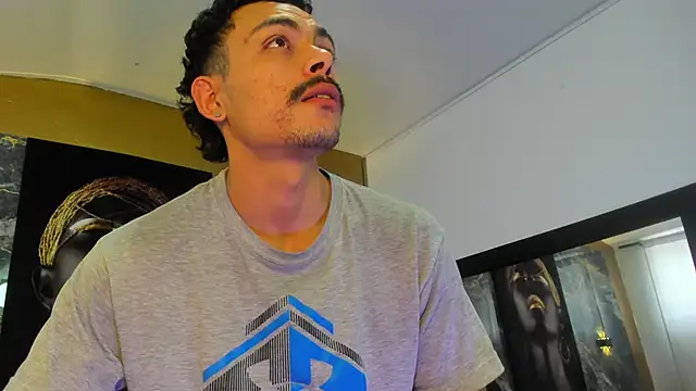 Snapshot of Tommy_kurtt chatting on November 28, 2025, 8:20 pm Tommy kurtt online show from November 28, 2025, 8:20 pm