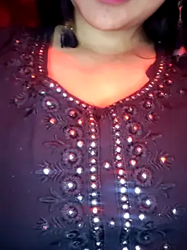 Snapshot of annanya01 chatting on November 18, 2025, 6:11 pm annanya01 online show from November 18, 2025, 6:11 pm