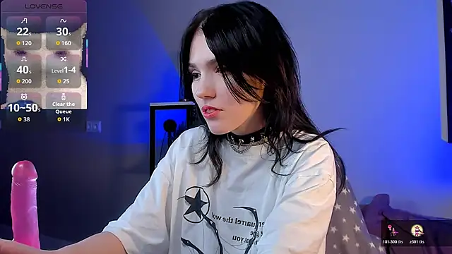 Snapshot of Sophie_SkyAngel chatting on November 28, 2025, 2:12 am Sophie SkyAngel online show from November 28, 2025, 2:12 am