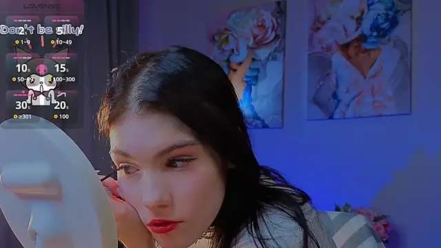 Snapshot of Sophie_SkyAngel chatting on November 13, 2025, 8:57 pm Sophie SkyAngel online show from November 13, 2025, 8:57 pm