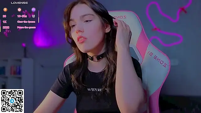 Sophie SkyAngel online show from March 28, 2026, 6:20 pm