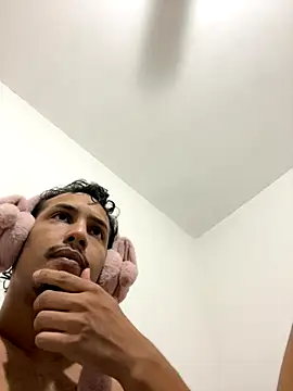 Snapshot of BAGHEERAPGG chatting on October 2, 2025, 12:25 am BAGHEERAPGG online show from October 2, 2025, 12:25 am