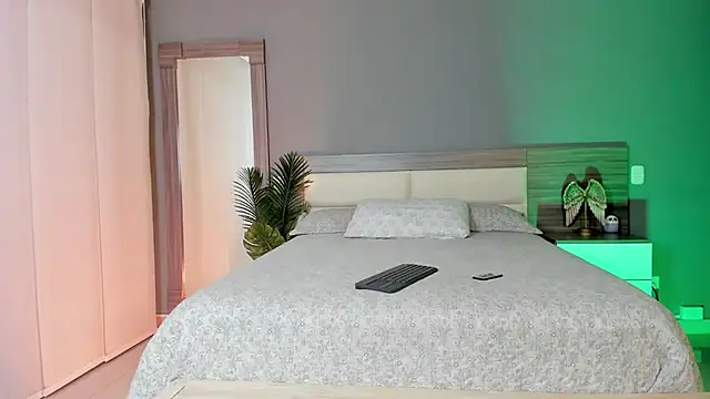 Snapshot of Alaiaguerra chatting on September 18, 2025, 7:39 pm Alaiaguerra online show from September 18, 2025, 7:39 pm