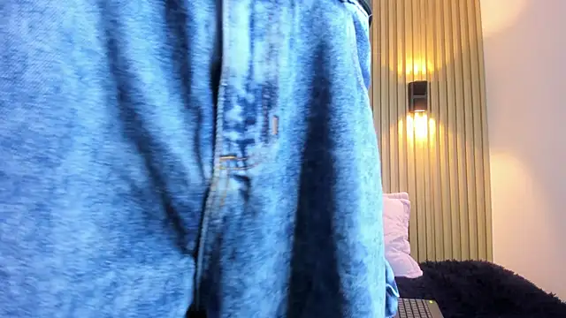 imtammy lynn  online show from September 12, 2025, 12:38 pm