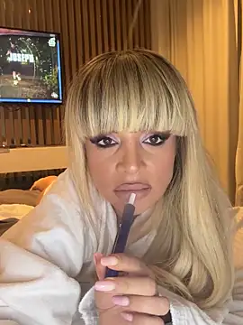 BOO D online show from October 4, 2025, 9:16 pm