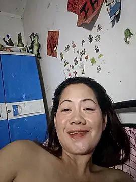 Snapshot of SweetASS6969 chatting on November 4, 2025, 2:37 am SweetASS6969 online show from November 4, 2025, 2:37 am