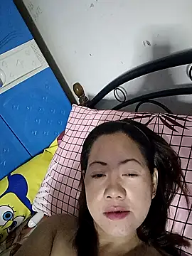 Snapshot of SweetASS6969 chatting on October 6, 2025, 1:29 am SweetASS6969 online show from October 6, 2025, 1:29 am