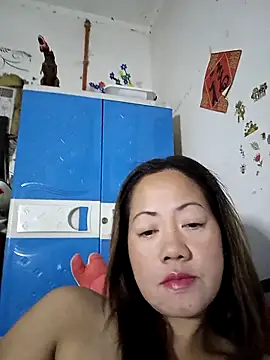 Snapshot of SweetASS6969 chatting on September 30, 2025, 3:51 pm SweetASS6969 online show from September 30, 2025, 3:51 pm