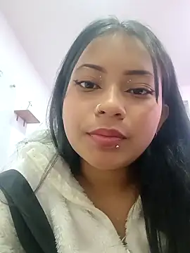 LilyCutee  online show from October 15, 2025, 7:22 pm