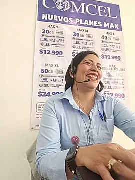 Snapshot of PAULA20- chatting on November 5, 2025, 1:58 pm PAULA20- online show from November 5, 2025, 1:58 pm