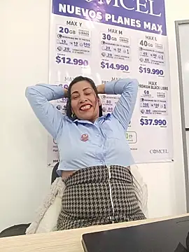 Snapshot of PAULA20- chatting on November 10, 2025, 2:00 pm PAULA20- online show from November 10, 2025, 2:00 pm