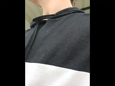 alex-golden online show from November 29, 2025, 4:40 pm