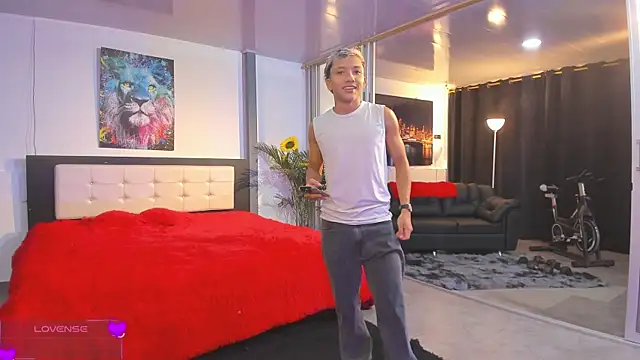 Bisexlifehot   online show from February 25, 2026, 11:15 pm