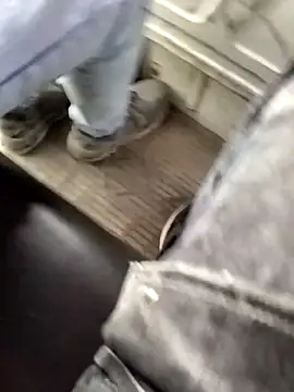 ursdreamperson online show from February 6, 2026, 1:34 am