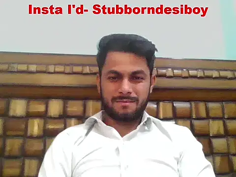 ursdreamperson online show from March 18, 2026, 2:04 am