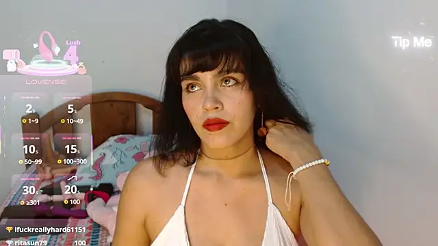 angelly  kate online show from February 12, 2026, 1:38 am