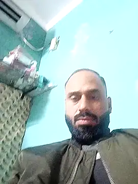 Snapshot of amitkumarkangra chatting on November 27, 2025, 1:22 pm amitkumarkangra online show from November 27, 2025, 1:22 pm