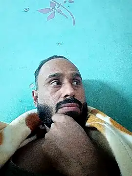 Snapshot of amitkumarkangra chatting on November 25, 2025, 3:34 pm amitkumarkangra online show from November 25, 2025, 3:34 pm