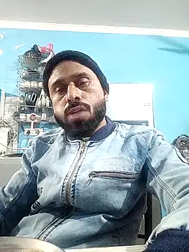 Snapshot of amitkumarkangra chatting on December 2, 2025, 2:41 pm amitkumarkangra online show from December 2, 2025, 2:41 pm