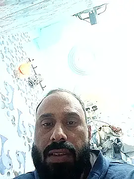 Snapshot of amitkumarkangra chatting on November 7, 2025, 1:21 am amitkumarkangra online show from November 7, 2025, 1:21 am