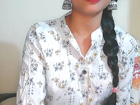 Ankita Chandel online show from December 2, 2025, 6:09 pm