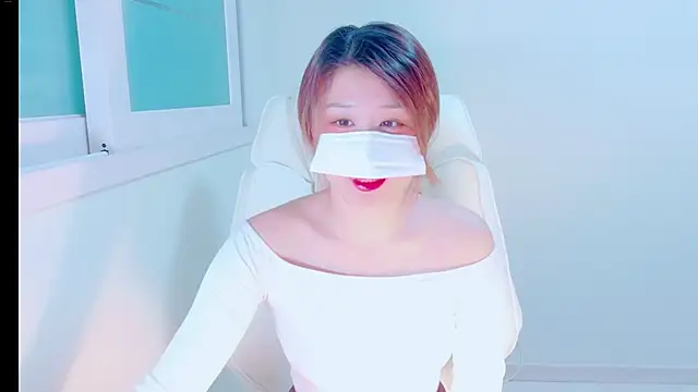 Snapshot of hyeony_s96 chatting on October 28, 2025, 1:10 pm hyeony s96 online show from October 28, 2025, 1:10 pm