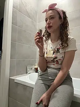 yourfavpsy  online show from January 10, 2026, 11:27 am