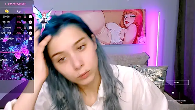 Snapshot of SophieAsh chatting on October 21, 2025, 8:03 am SophieAsh online show from October 21, 2025, 8:03 am