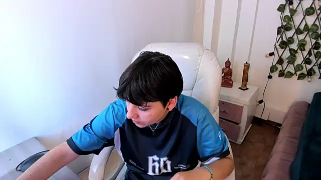 Snapshot of Nathaly_ds chatting on November 21, 2025, 7:35 pm Nathaly ds online show from November 21, 2025, 7:35 pm