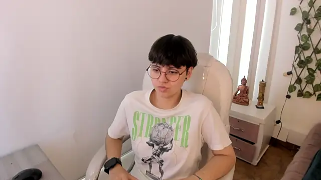 Snapshot of Nathaly_ds chatting on November 22, 2025, 7:57 pm Nathaly ds online show from November 22, 2025, 7:57 pm