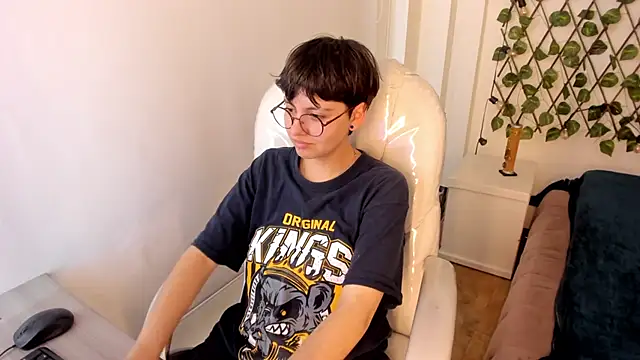 Snapshot of Nathaly_ds chatting on November 12, 2025, 7:51 pm Nathaly ds online show from November 12, 2025, 7:51 pm